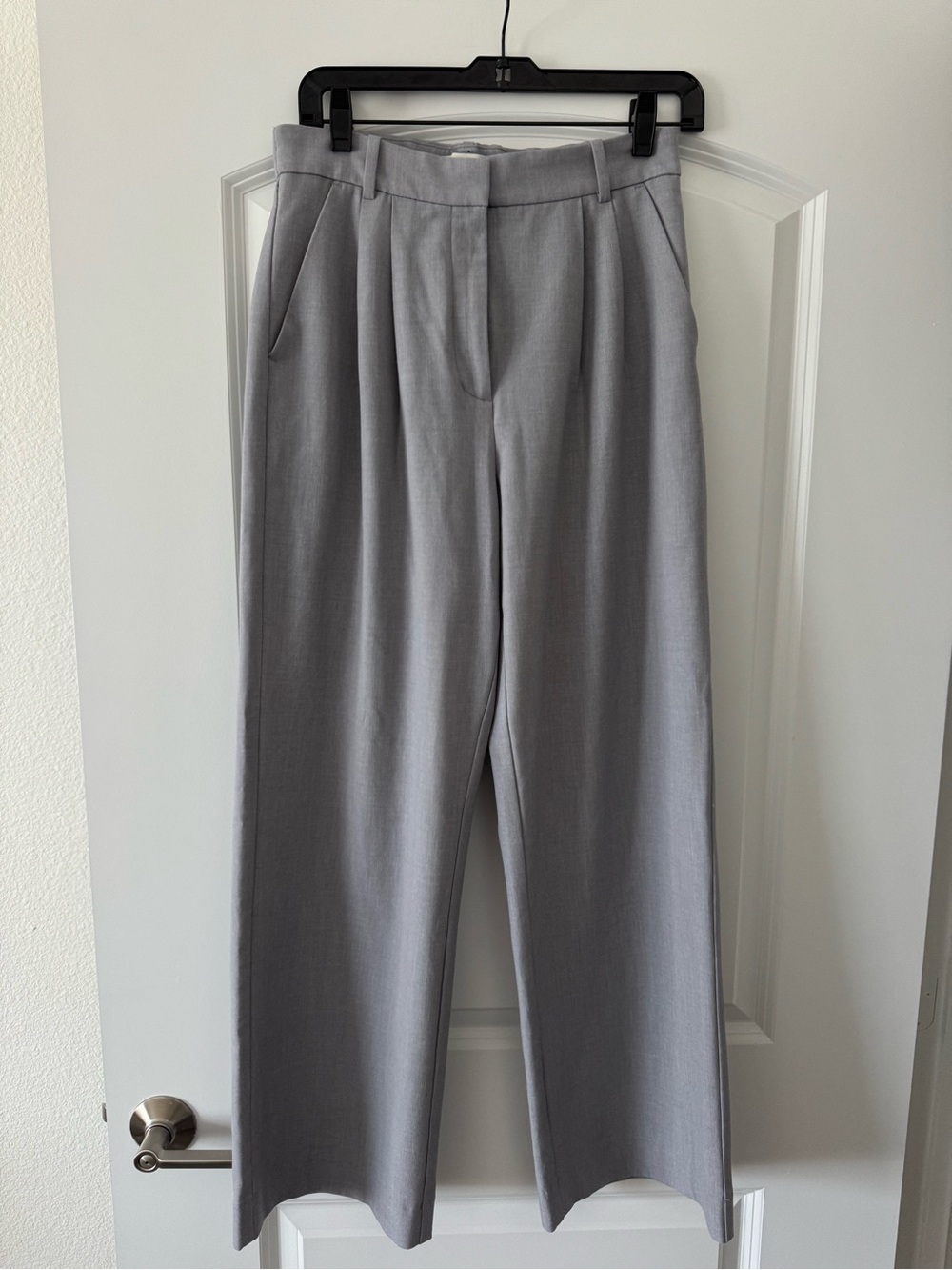 Abercrombie & Fitch Sloane Tailored Wide Leg Pant in Grey Size 28